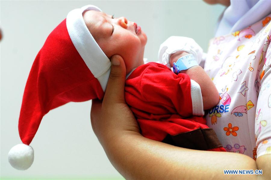 THAILAND-BANGKOK-CHRISTMAS-NEWBORN BABY