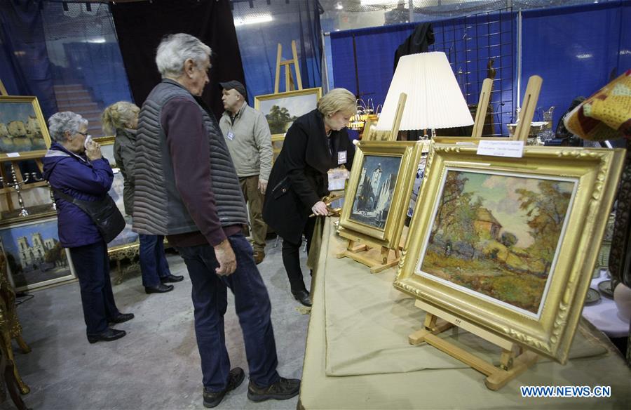 CANADA-VANCOUVER-ANTIQUES FAIR