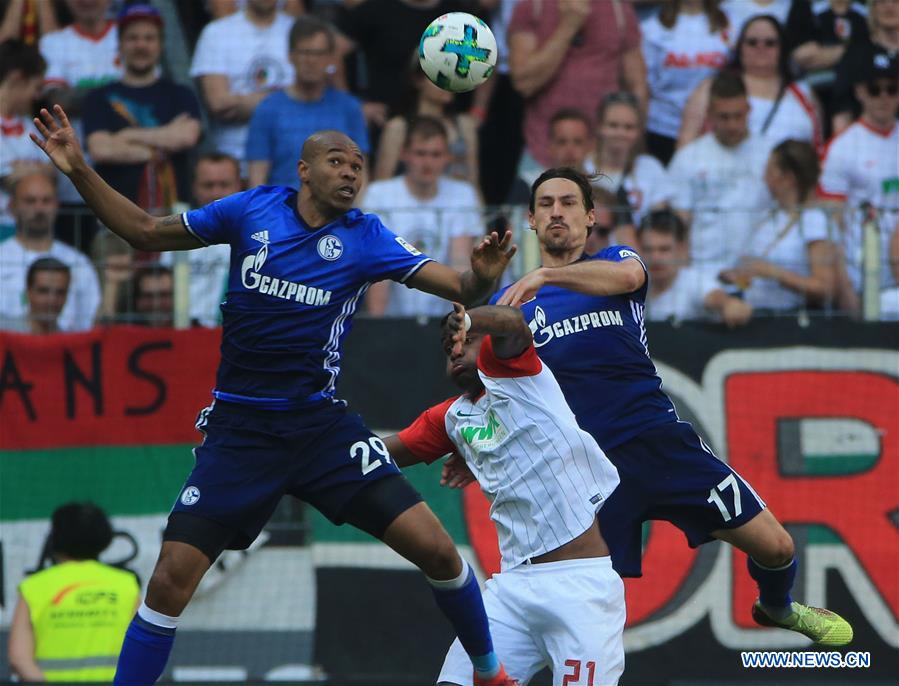 (SP)GERMANY-AUGSBURG-SOCCER-BUNDESLIGA-AUGSBURG VS SCHALKE 04