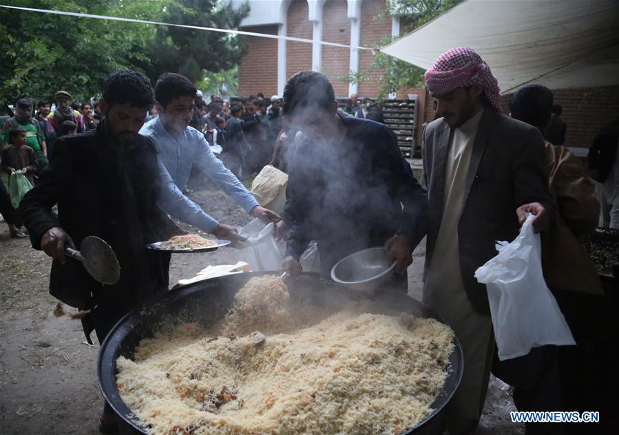 AFGHANISTAN-KABUL-RAMADAN-FOOD DISTRIBUTION