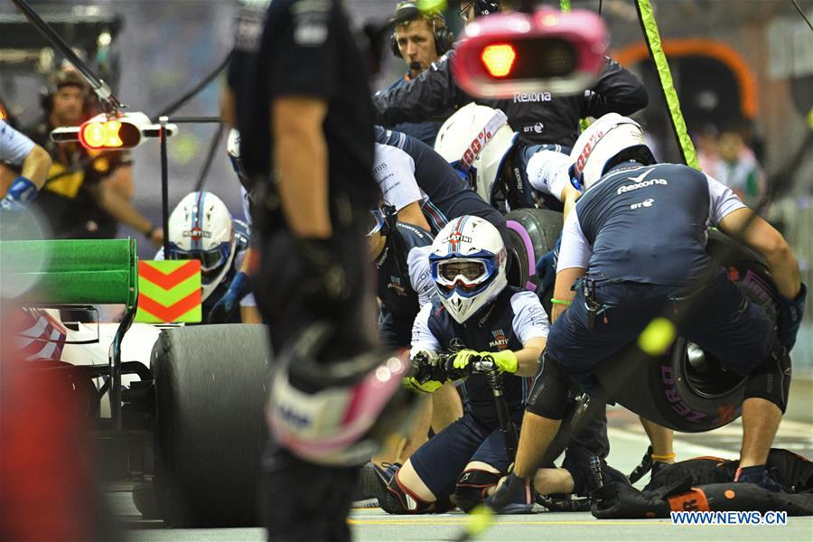 (SP)SINGAPORE-F1 GRAND PRIX NIGHT RACE-PRACTISE