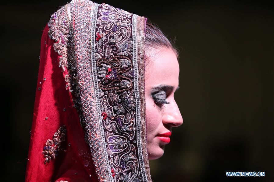 PAKISTAN-RAWALPINDI-FASHION SHOW