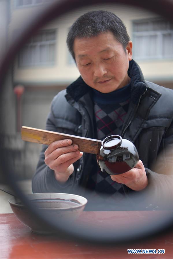 #CHINA-HUBEI-ENSHI-LACQUERWARE (CN)