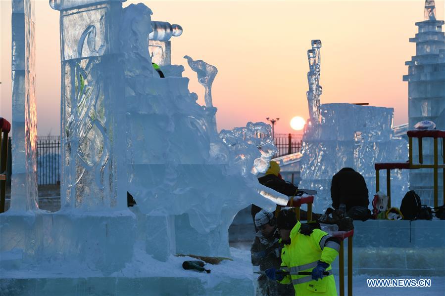 CHINA-HARBIN-ICE SCULPTURE-COMPETITION (CN)