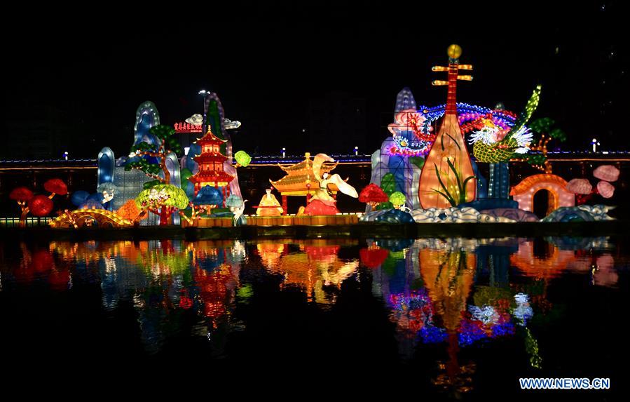 #CHINA-HUBEI-SPRING FESTIVAL-LANTERNS (CN)