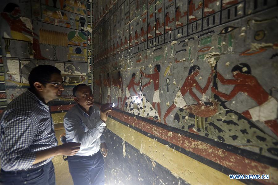 EGYPT-GIZA-PHARAONIC TOMB-DISCOVERY