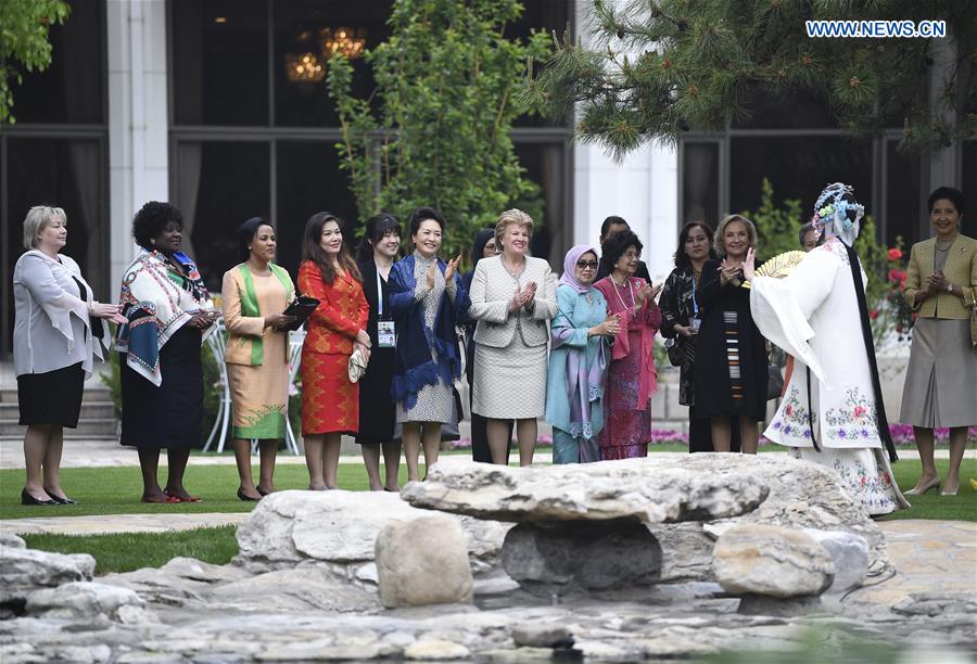 (BRF)CHINA-BEIJING-BELT AND ROAD FORUM-PENG LIYUAN-FOREIGN LEADERS' SPOUSES-CHINESE OPERA (CN)