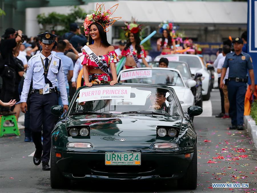 PHILIPPINES-QUEZON CITY-BEAUTY CONTEST-PARADE