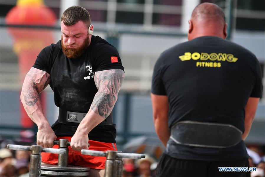 (SP)CHINA-GANSU-DIEBU-STRONGEST MAN COMPETITION