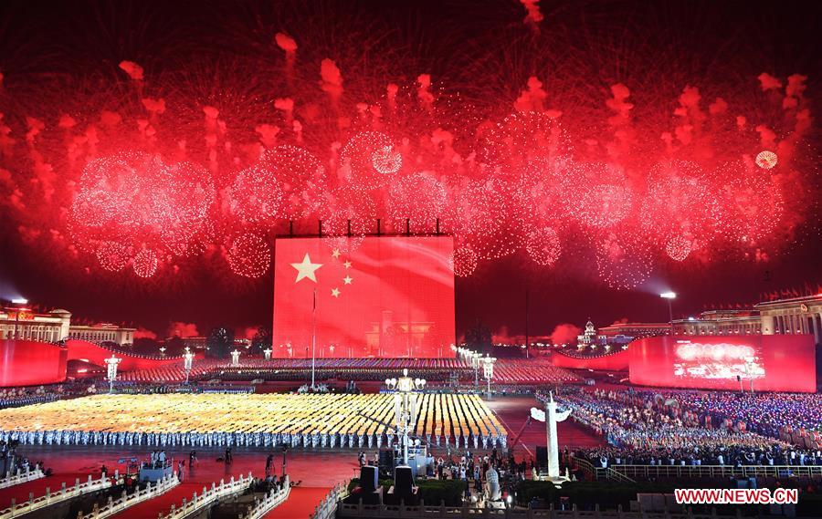 (PRC70Years)CHINA-BEIJING-NATIONAL DAY-CELEBRATIONS-EVENING GALA (CN)