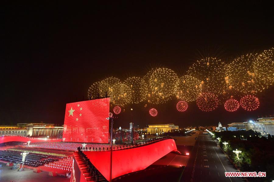 (PRC70Years)CHINA-BEIJING-NATIONAL DAY-CELEBRATIONS-EVENING GALA (CN)