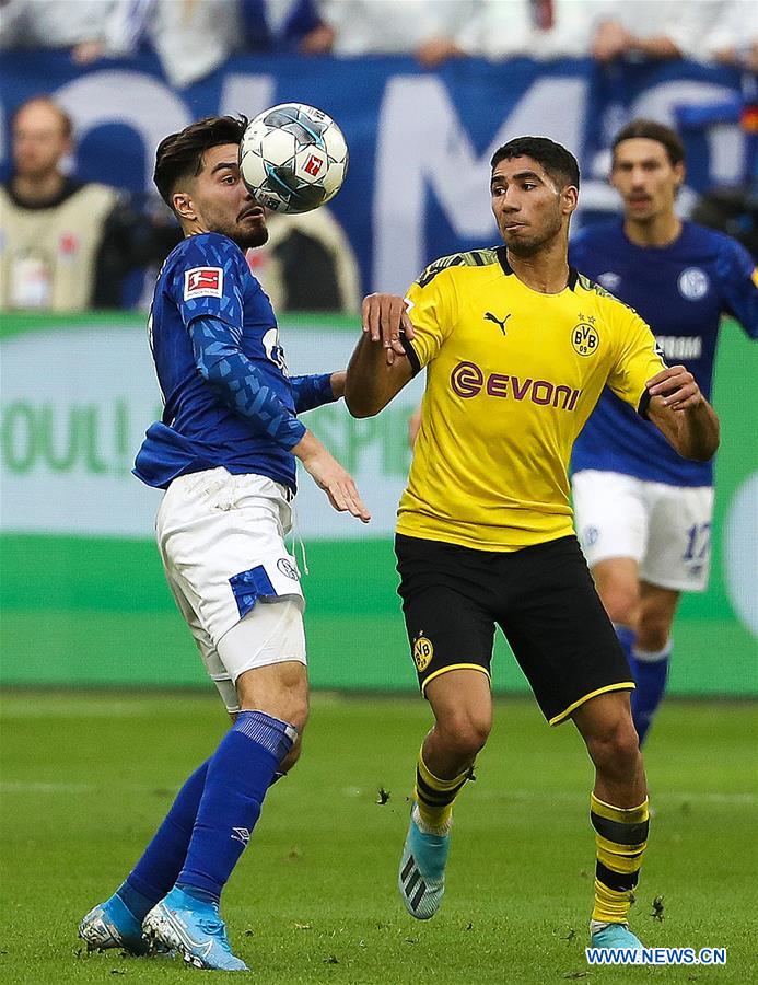 (SP)GERMANY-GELSENKIRCHEN-SOCCER-BUNDESLIGA-DORTMUND VS SCHALKE 04