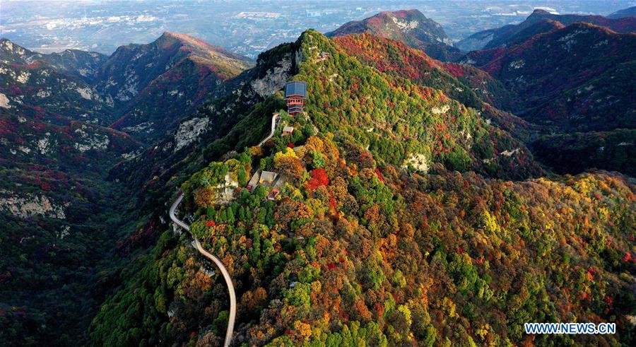 CHINA-SHAANXI-HUAZHOU-SHAOHUA MOUNTAIN-AUTUMN (CN)