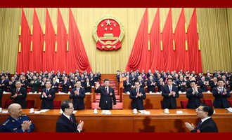 习近平当选国家主席、中央军委主席